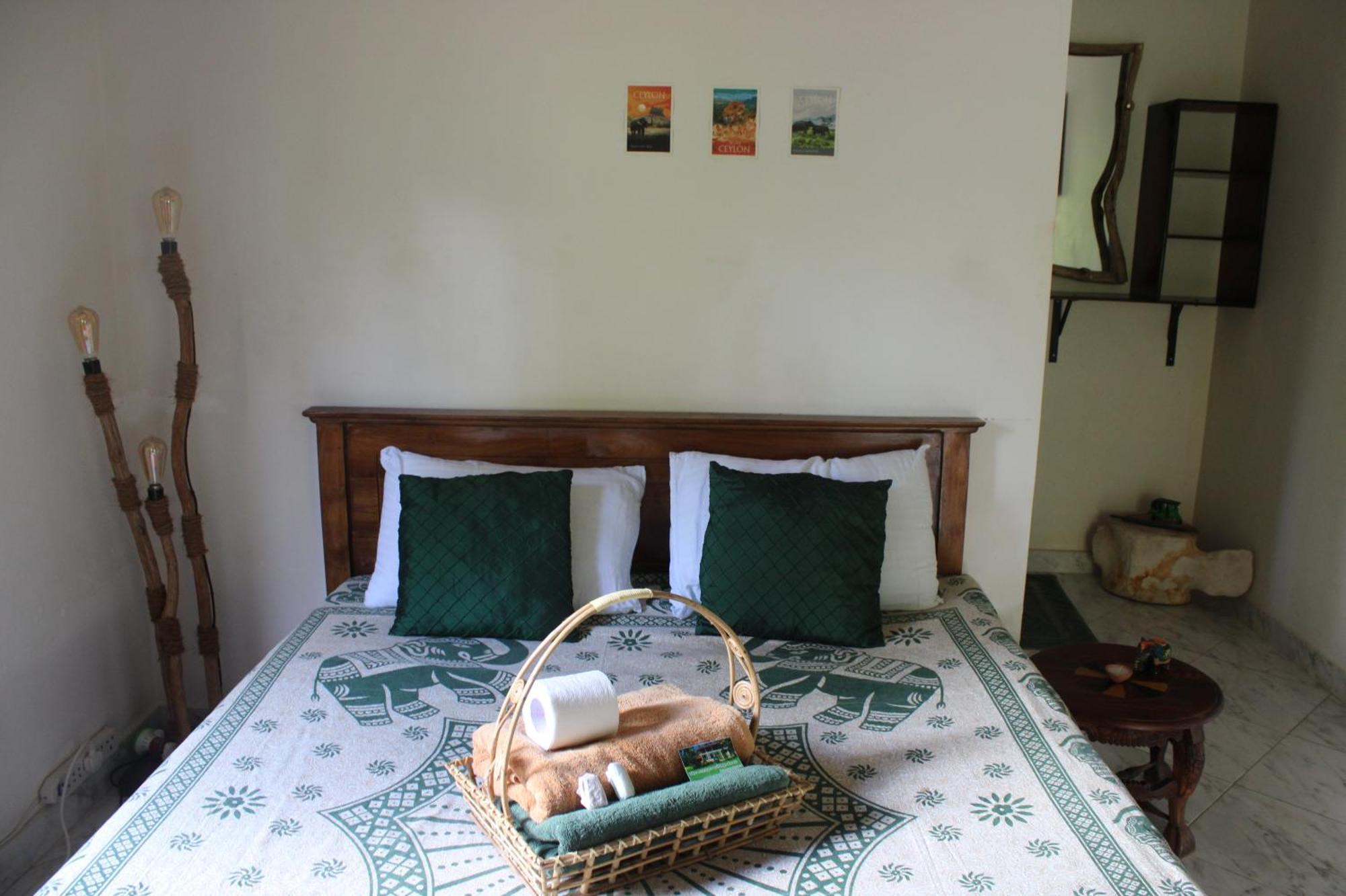 The Escape With Jadeon Hotel Unawatuna Exterior foto